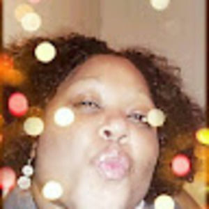 Meet your Posher, Ayanna